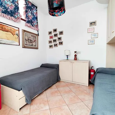 In 48307 Apartament